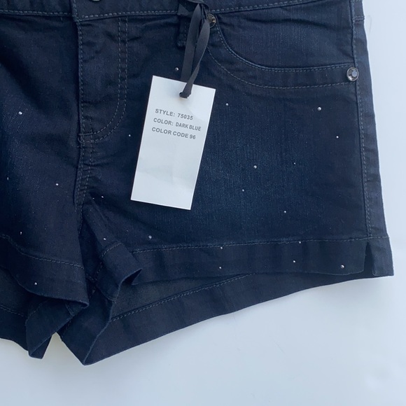 Standards & Practices denim shorts with sparkles - Picture 8 of 13